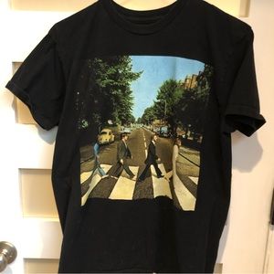 Beatles Abby Road Black Collectors Tee 100% Cotton Medium in EUC
